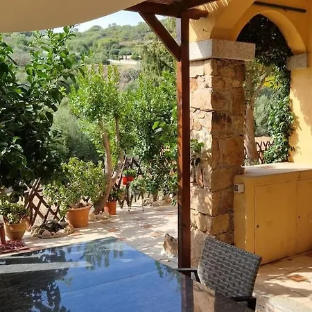 Apartamento Affittasardegna-casa Dora Agrustos